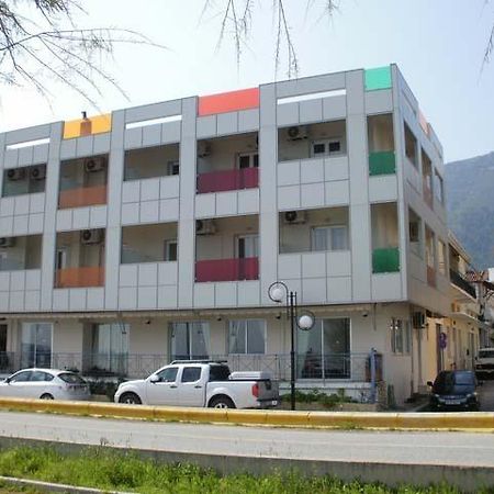 Amfitrion Hotel Agios Konstantinos  Esterno foto